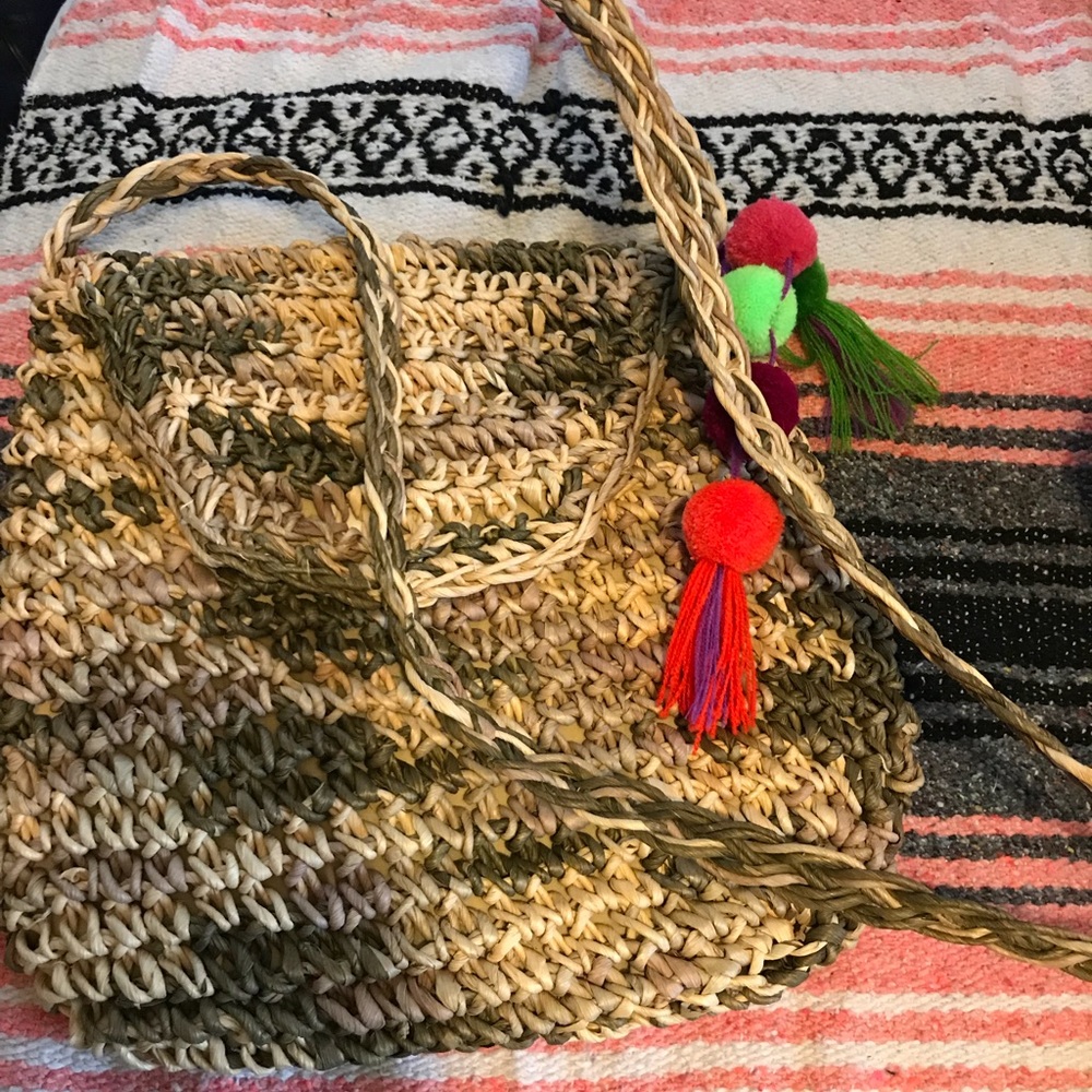 Mexican bag *tassel not included* -tassel $4